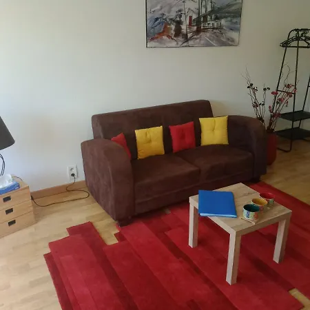 Terrace Flat Near The Centre *